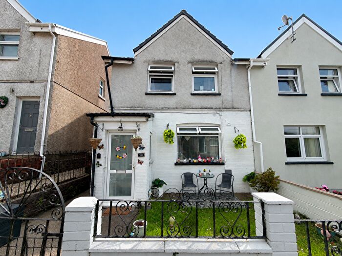 3 Bedroom Semi-Detached House For Sale In Thomas Street, Gilfach Goch, Porth, CF39