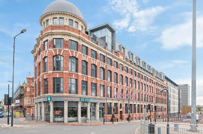 1 Bedroom Flat To Rent In Crispin Lofts, New York Road, Leeds, West Yorkshire, LS2