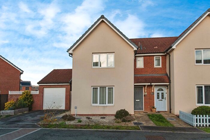 3 Bedroom Semi Detached House For Sale In Melrose Avenue, Exeter, EX1