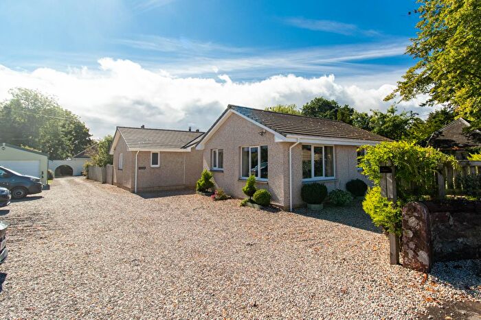 5 Bedroom Detached Bungalow For Sale In Main Road, Westmuir, Kirriemuir, DD8