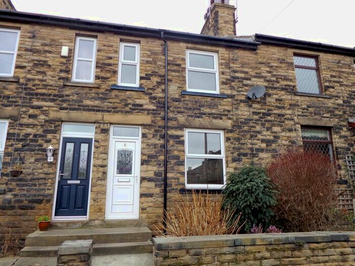 2 Bedroom Terraced House To Rent In Oakwood Terrace, Pudsey, Leeds, LS28