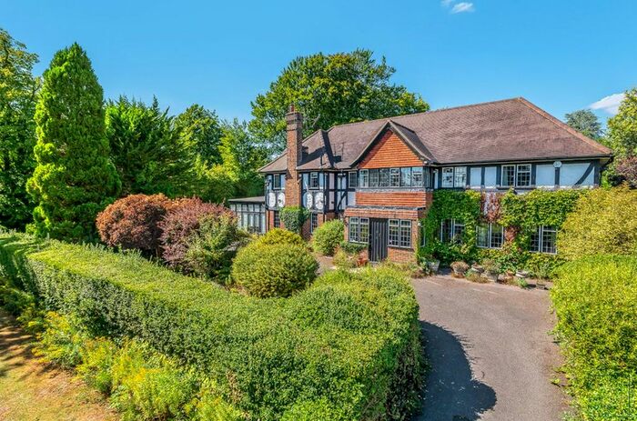 5 Bedroom Detached House To Rent In Guildown Avenue, Guildford, GU2