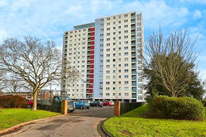 1 Bedroom Apartment To Rent In Trinity Green, Gosport, PO12