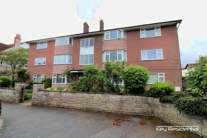 2 Bedroom Flat To Rent In Marina Court, Hoscote Park, West Kirby, Wirral, CH48