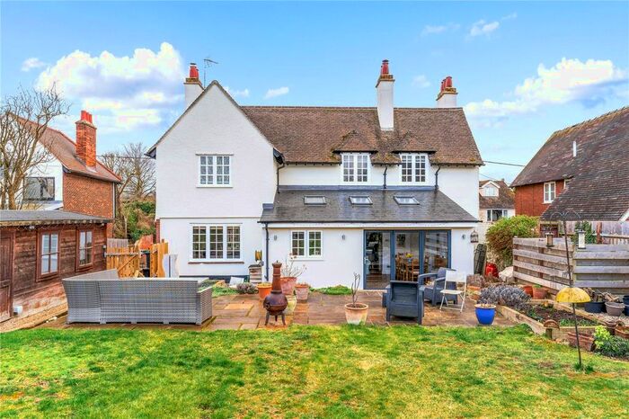 4 Bedroom Detached House For Sale In High Street, Little Chesterford, Nr Saffron Walden, Essex, CB10