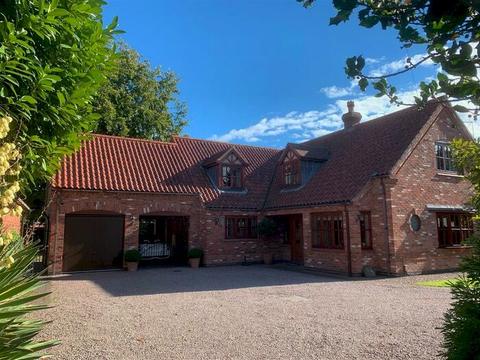 4 Bedroom Detached House For Sale In Gainsborough Road, Winthorpe, Newark, NG24