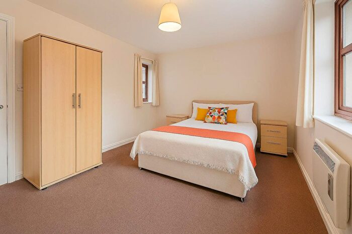 2 Bedroom Flat To Rent In Flat, Burgundy Walk, Forehill, Ely, CB7