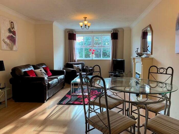 1 Bedroom Serviced Apartments To Rent In Bevan Gate, Bracknell, Berkshire, RG42