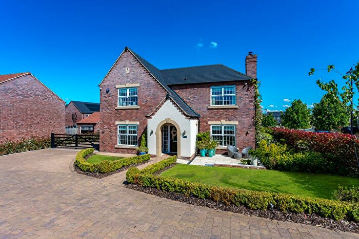 5 Bedroom Detached House For Sale In Bridle Way, Wetherby, West Yorkshire, LS22