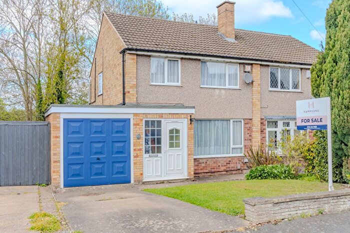 3 Bedroom Semi-detached House For Sale In Beechwood Avenue, Leicester Forest East, LE3