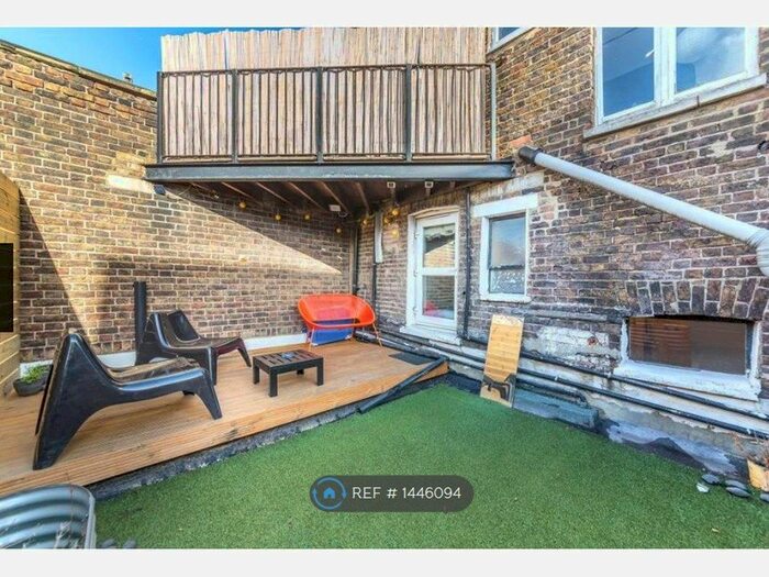 1 Bedroom Flat To Rent In Upper Street, London, N1