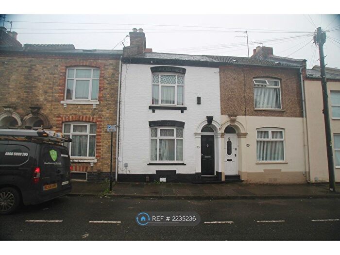 2 Bedroom Terraced House To Rent In Craven Street, Northampton, NN1