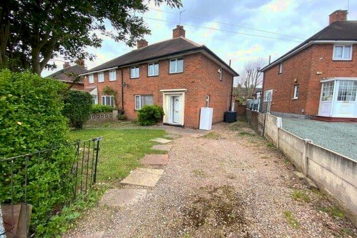 3 Bedroom Semi-Detached House To Rent In Hollyfaste Road, Birmingham, B33