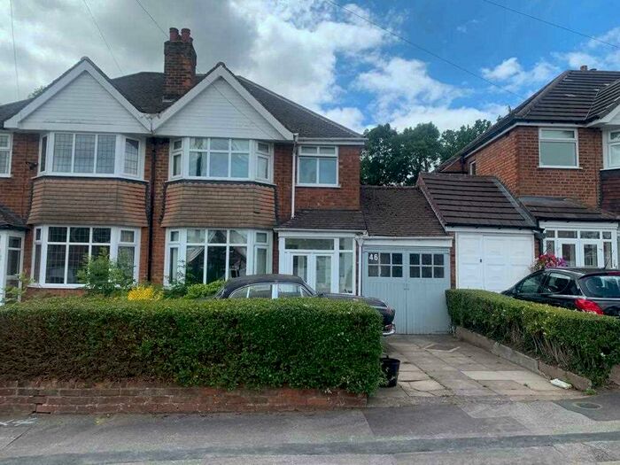 3 Bedroom Semi-Detached House To Rent In Knightsbridge Road, Olton, B92