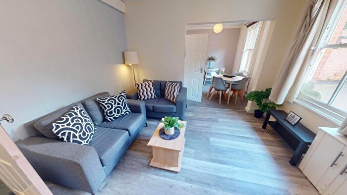 4 Bedroom Semi-Detached House To Rent In Lawson Street, Nottingham, NG7