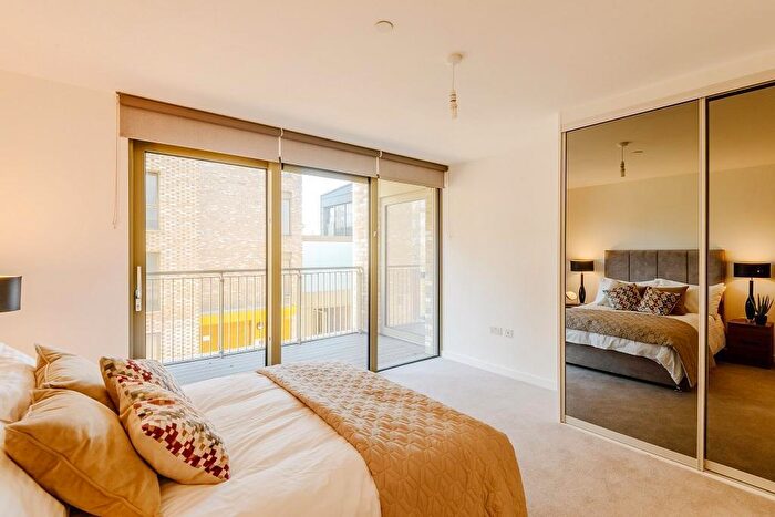 2 Bedroom Flat To Rent In Albion Way Upton Park, E6