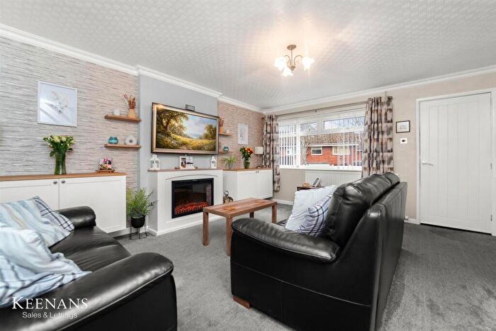 3 Bedroom End Of Terrace House For Sale In Cleveland Close, Clifton, Swinton, Manchester, M27