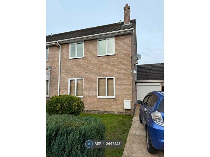 3 Bedroom Semi Detached House To Rent In Kidder Road, Rayne, Braintree, CM77