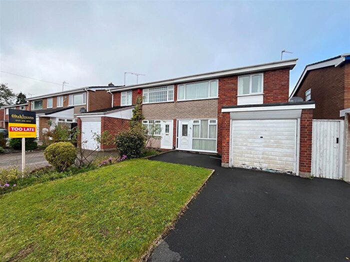 3 Bedroom Semi-Detached House To Rent In Christopher Road, Selly Oak, Birmingham, B29