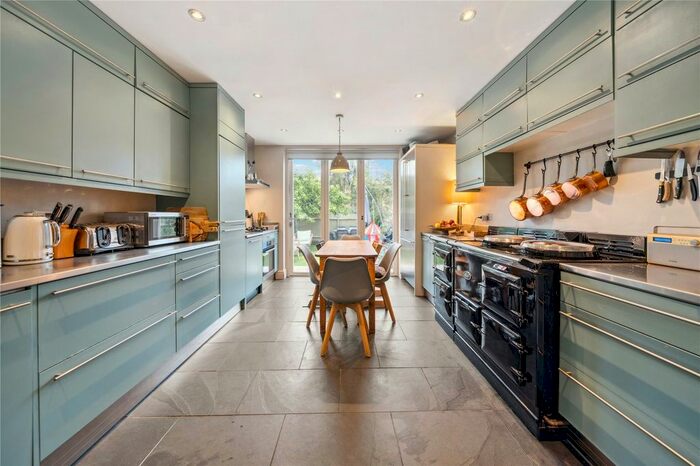 4 Bedroom Property To Rent In Oxford Gardens, Chiswick Village, W4