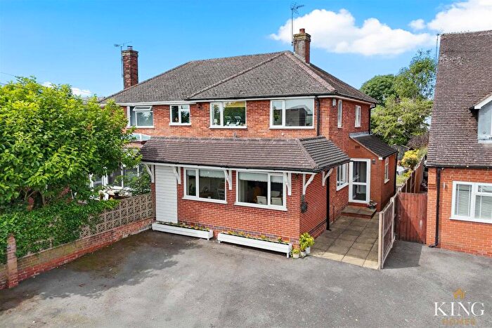 3 Bedroom Semi-Detached House For Sale In Sambourne Lane, Astwood Bank, Redditch, B96