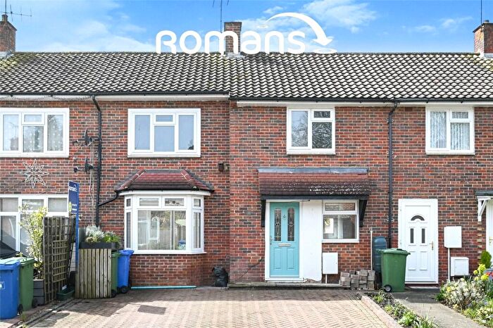 3 Bedroom Terraced House For Sale In Horsneile Lane, Bracknell, RG42