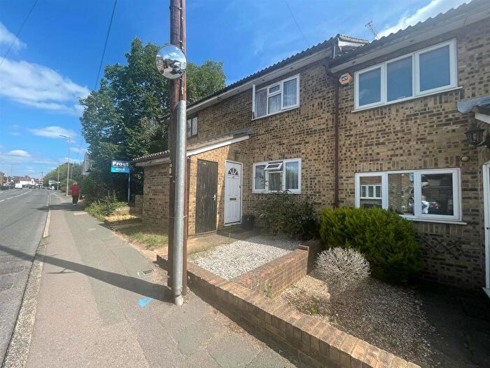 2 Bedroom Terraced House To Rent In Lent Rise Road, Burnham, Buckinghamshire, SL1