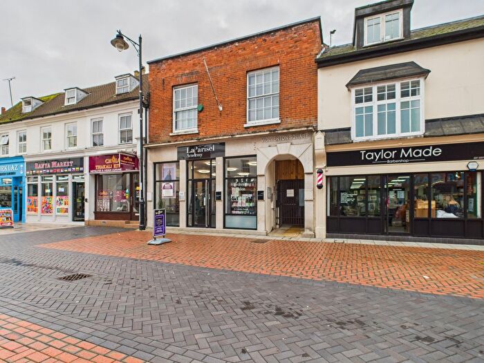 1 Bedroom Flat For Sale In - London Street, Town Centre, Basingstoke, RG21