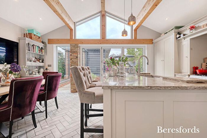 3 Bedroom Bungalow For Sale In Hunters Chase, Hutton, CM13