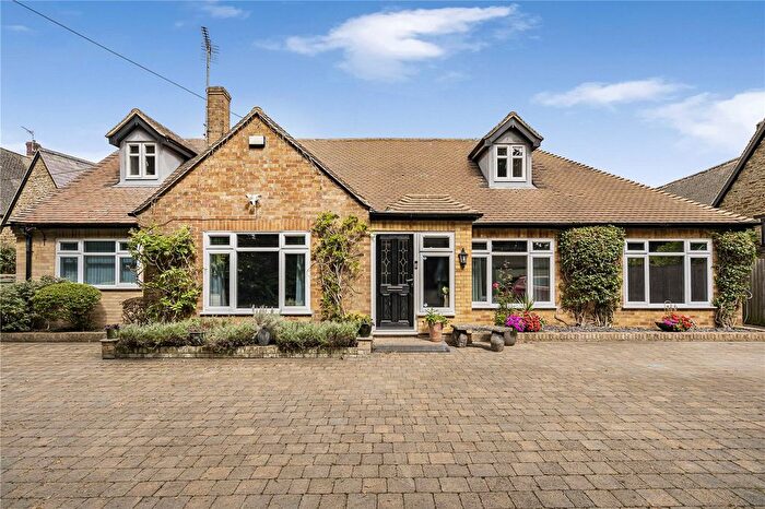 6 Bedroom Bungalow For Sale In Main Road, Middleton Cheney, Banbury, Northamptonshire, OX17