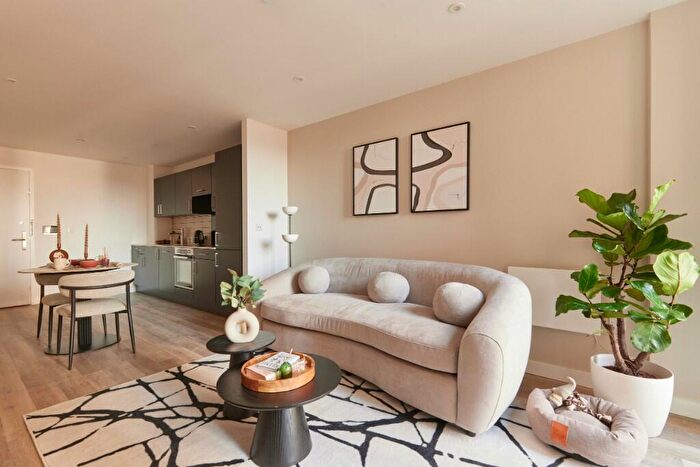 1 Bedroom Apartment To Rent In The Castings, Heyrod Street, Manchester, Greater Manchester, M1