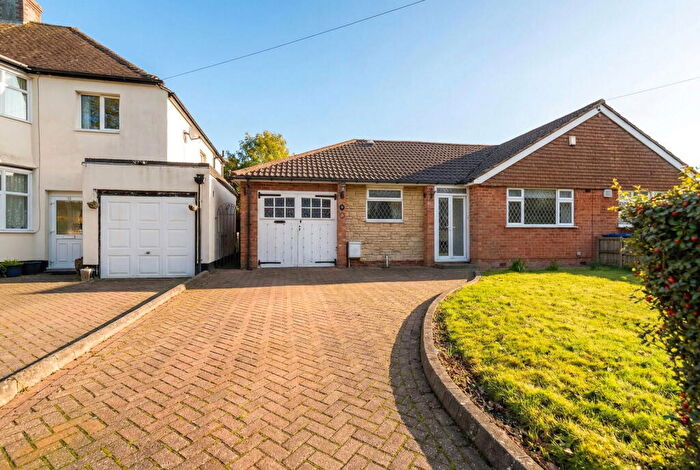 2 Bedroom Semi-Detached Bungalow For Sale In Webb Lane, Hall Green, B28