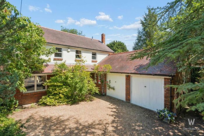 4 Bedroom Detached House For Sale In West End, Brightwell-Cum-Sotwell, OX10