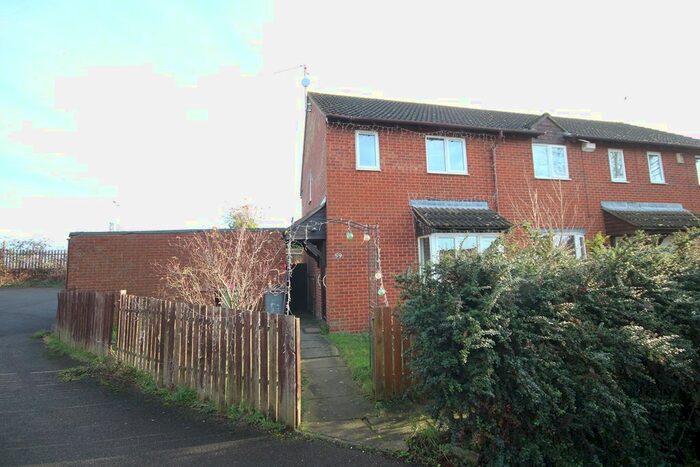 3 Bedroom End Of Terrace House To Rent In Senwick Drive, Wellingborough, NN8