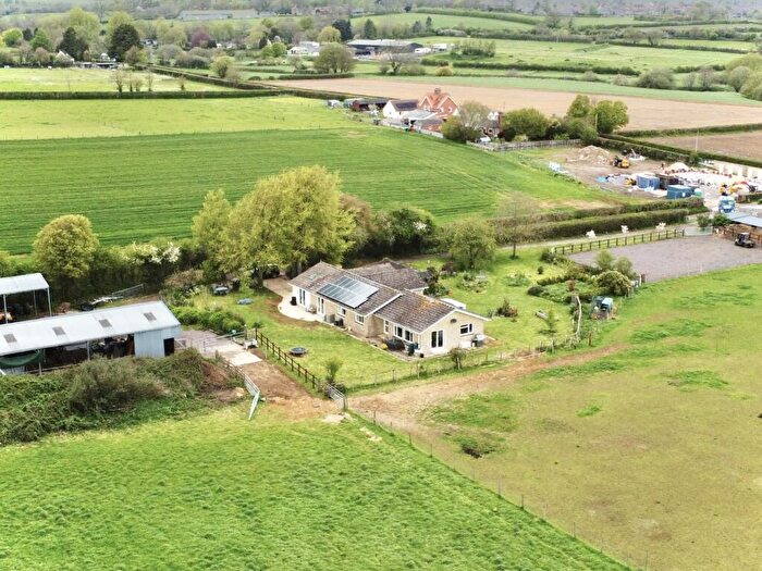 5 Bedroom Detached Bungalow For Sale In Standpitts Lane, Madjeston, Gillingham, SP8