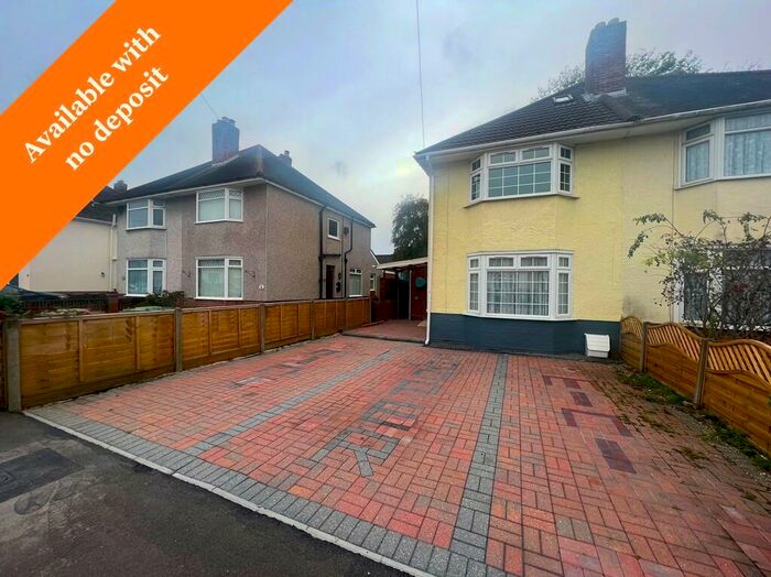 3 Bedroom Semi-Detached House To Rent In Sholing, Southampton, SO19