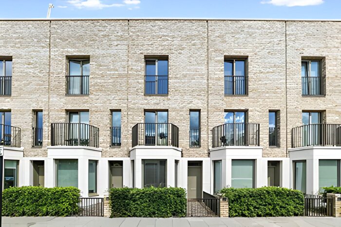 3 Bedroom Terraced House For Sale In Wansey Street, London, SE17