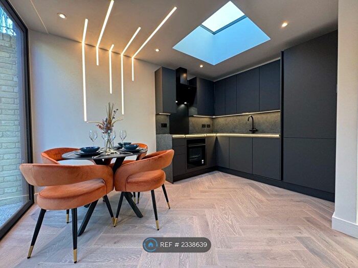 1 Bedroom Semi-Detached House To Rent In Penywern Road, London, SW5