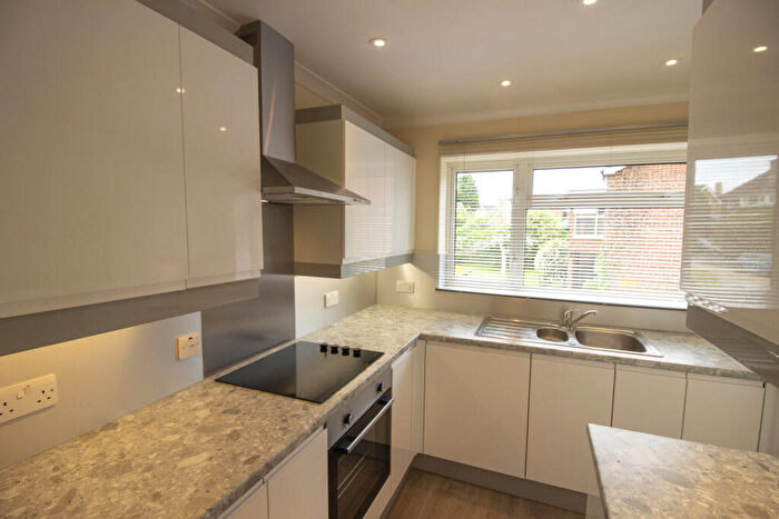 2 Bedroom Apartment To Rent In Reynards Court, Chelmsford, Essex, CM2