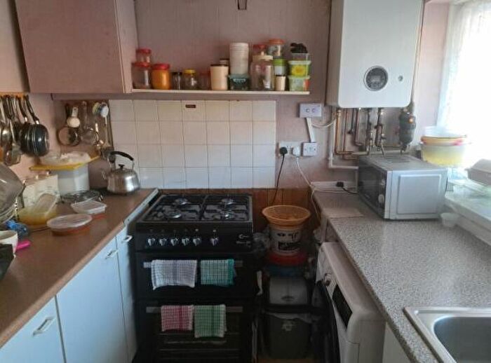 3 Bedroom End Of Terrace House For Sale In Townley Gardens, Birmingham, B6