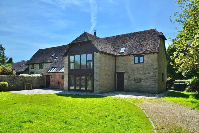 4 Bedroom Barn Conversion For Sale In Church Bank, Binton, Stratford-upon-avon, CV37