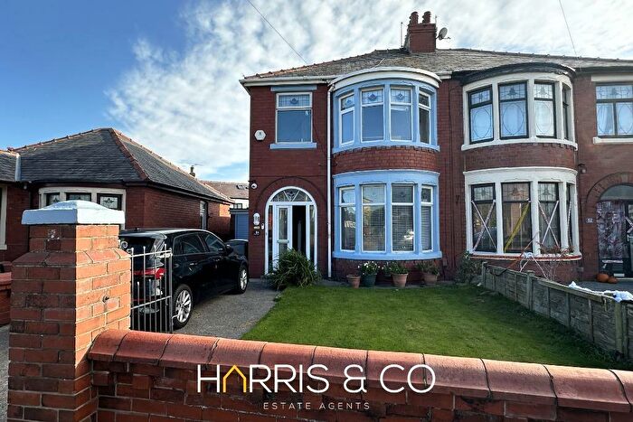 4 Bedroom Semi-Detached House To Rent In Patterdale Avenue, Blackpool, FY3