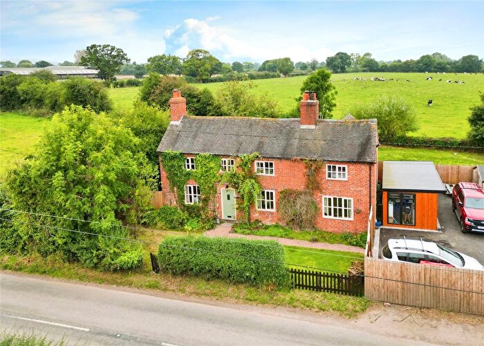 5 Bedroom Cottage For Sale In Uttoxeter Road, Blithbury, Rugeley, Staffordshire, WS15