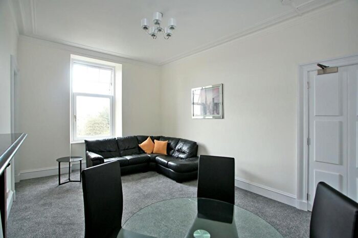 4 Bedroom Flat To Rent In King Street, Aberdeen, AB24