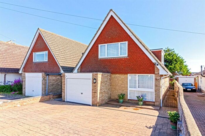 3 Bedroom Detached House For Sale In Kings Road, Lancing, BN15