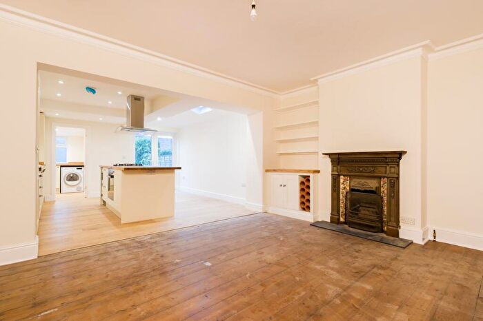 2 Bedroom Terraced House To Rent In Hertford Street, Oxford, OX4