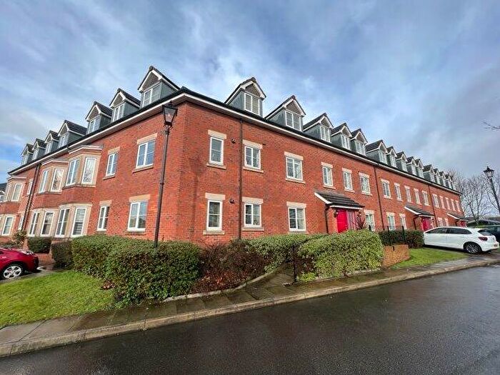 2 Bedroom Apartment To Rent In Wycliffe Court, Chester, CH2