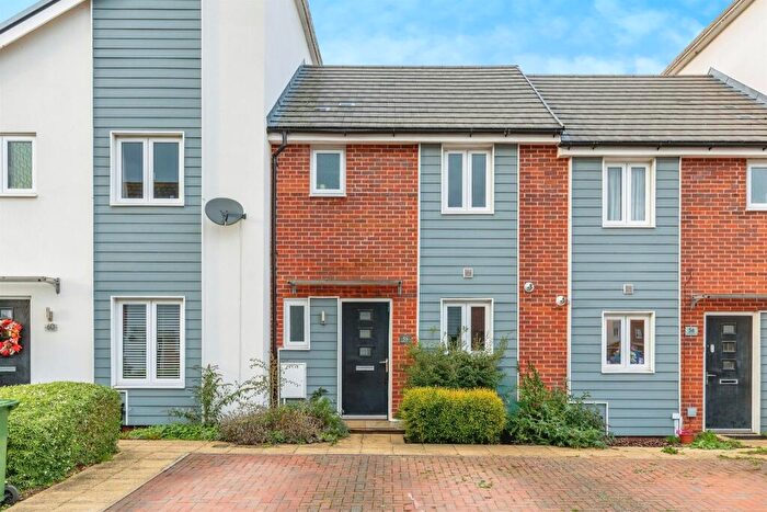 2 Bedroom Terraced House For Sale In Waterside Road, Wellingborough, NN8