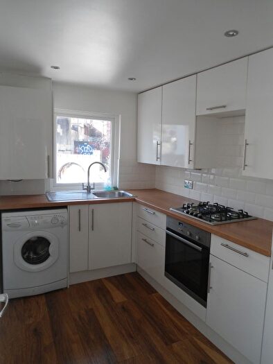 2 Bedroom Maisonette To Rent In Upper Lewes Road, Brighton, East Sussex, BN2