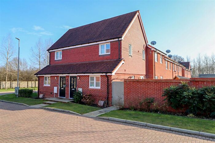 1 Bedroom End Of Terrace House For Sale In Heasman Place, Southwater, Horsham, RH13